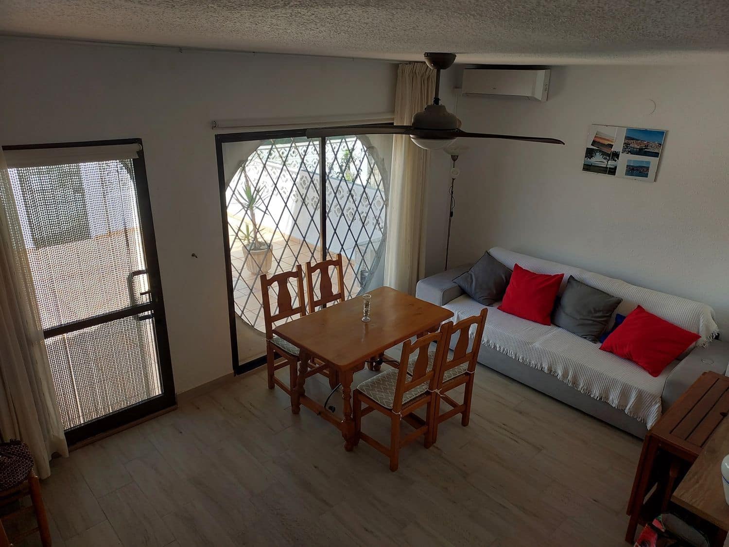 3 bedroom Townhouse for sale in El Campello with pool garage - € 250,000 (Ref: 9856308)