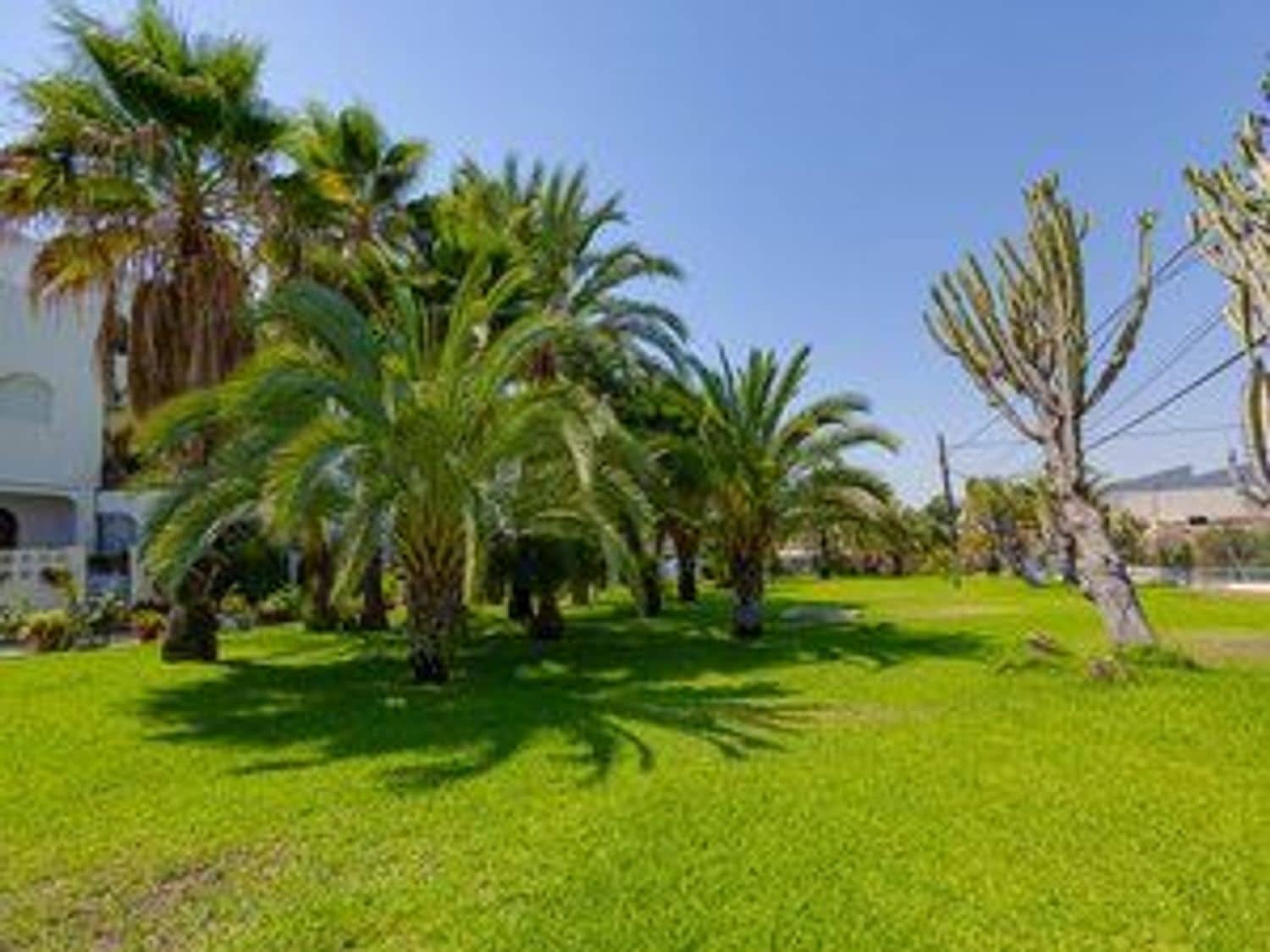 3 bedroom Townhouse for sale in El Campello with pool garage - € 250,000 (Ref: 9856308)