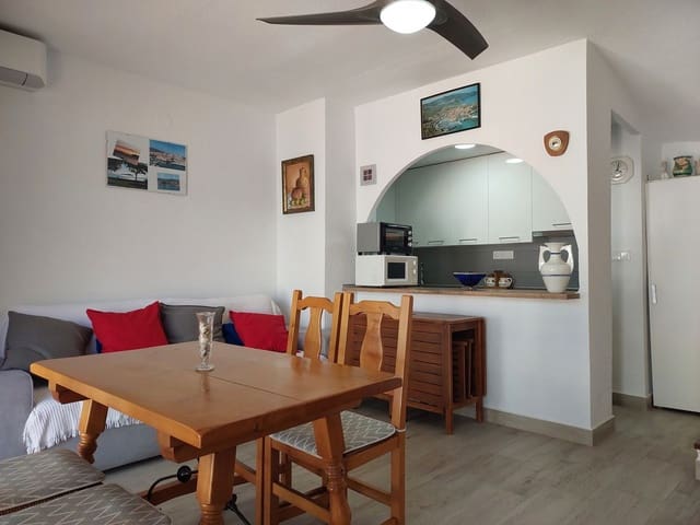 3 soverom Hus til salgs i El Campello med svømmebasseng garasje - € 250 000 (Ref: 9856308)