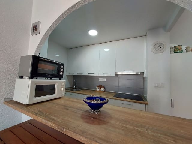3 soverom Hus til salgs i El Campello med svømmebasseng garasje - € 250 000 (Ref: 9856308)