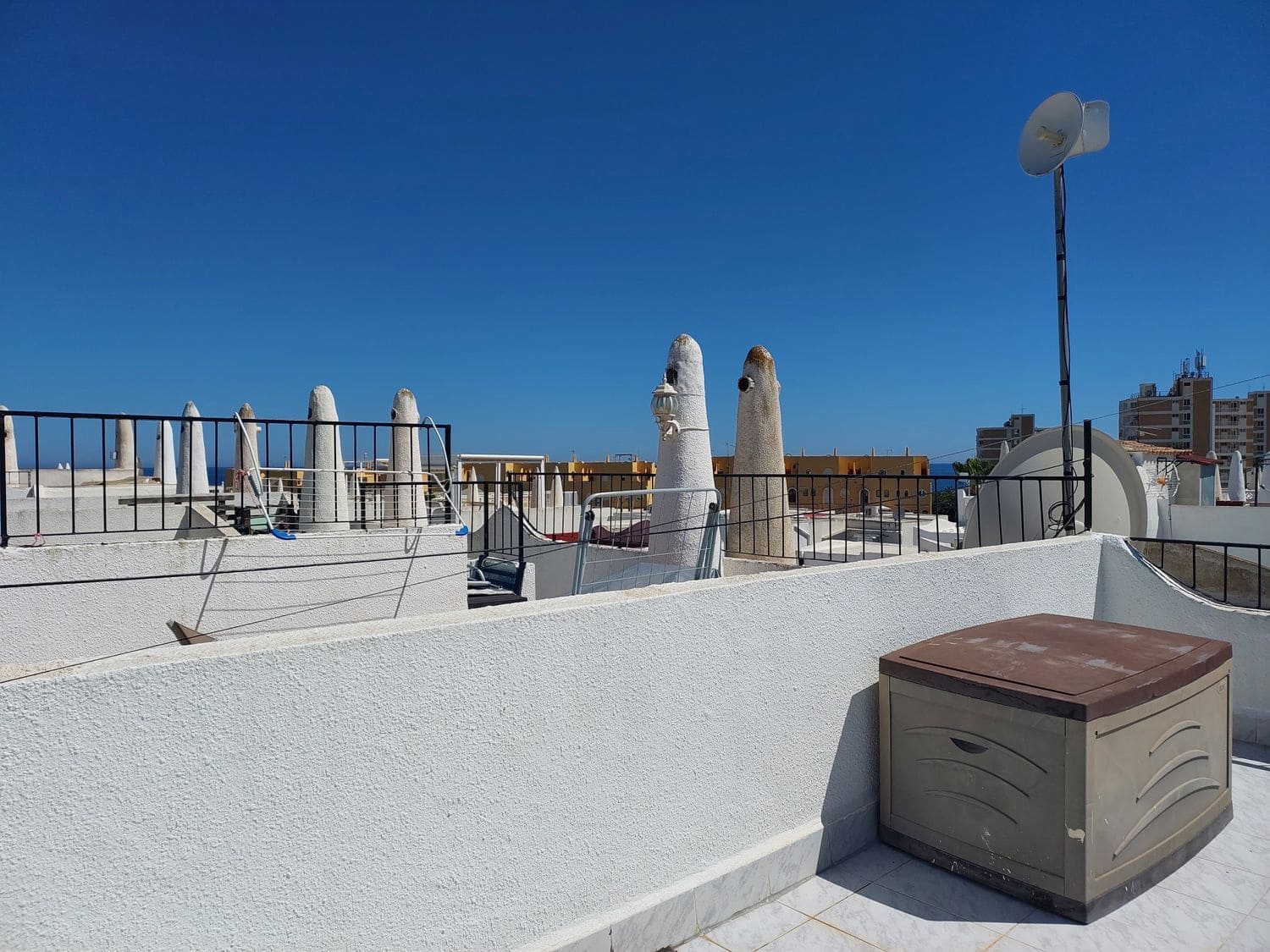 3 bedroom Townhouse for sale in El Campello with pool garage - € 250,000 (Ref: 9856308)