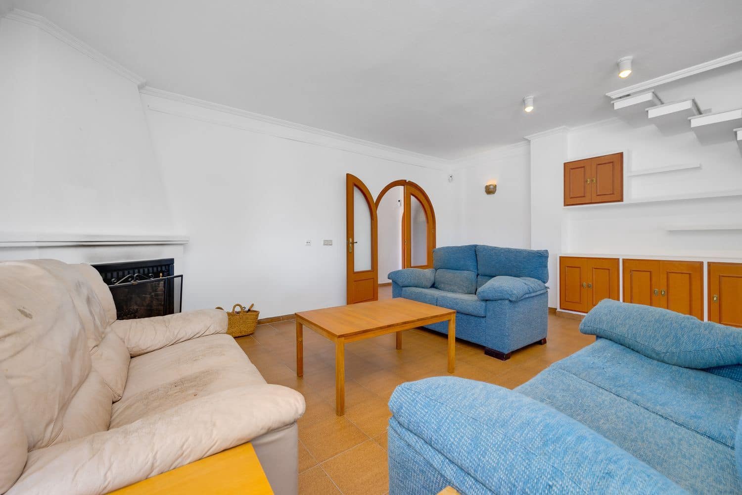 4 quarto Moradia para venda em Torrevieja com piscina garagem - 650 000 € (Ref: 9864018)