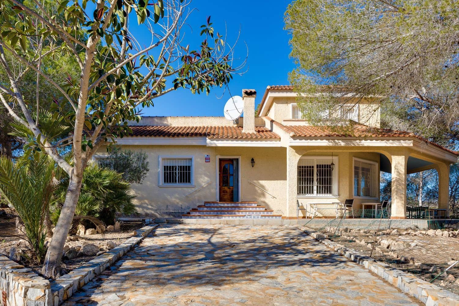 4 quarto Moradia para venda em Torrevieja com piscina garagem - 650 000 € (Ref: 9864018)