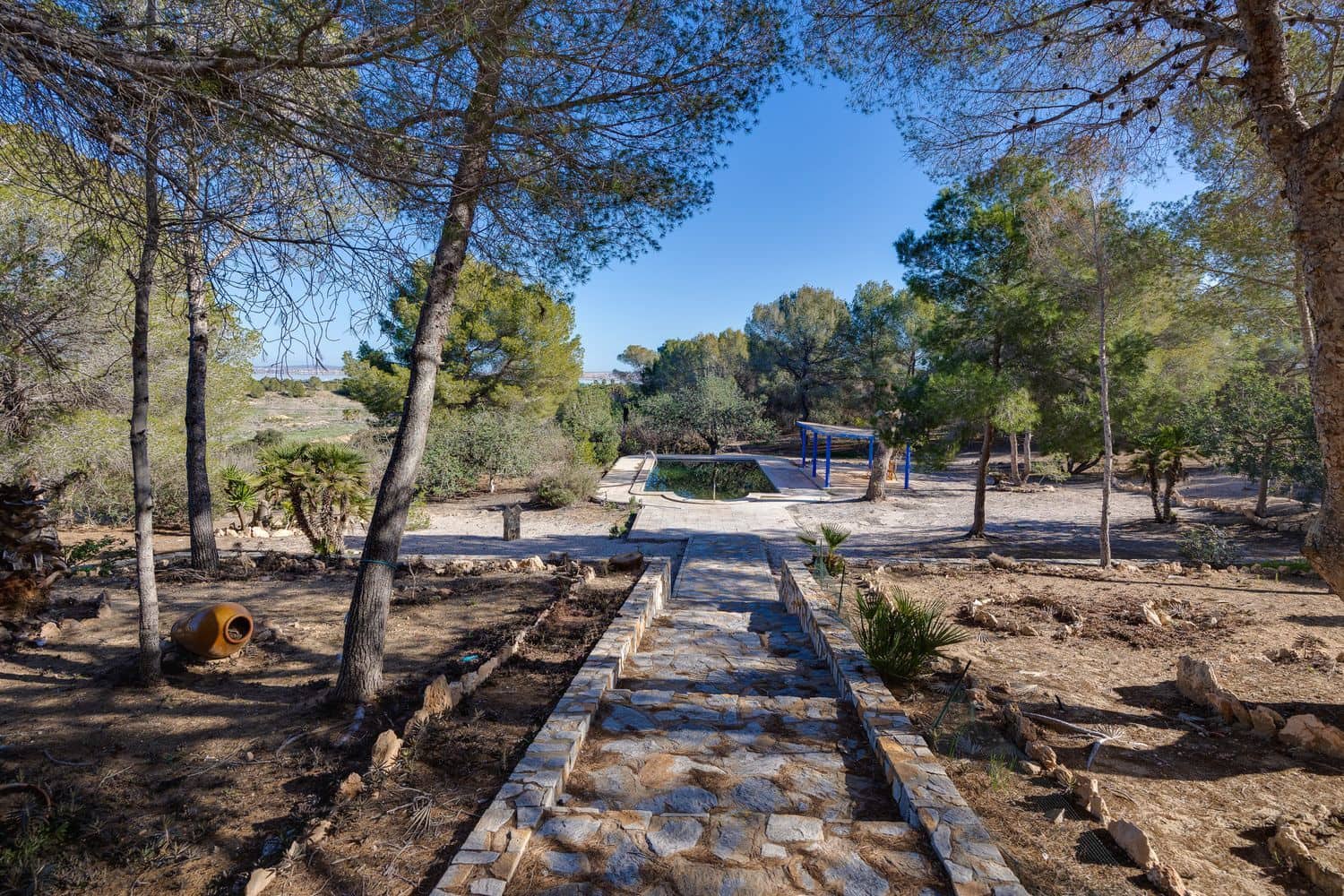 4 quarto Moradia para venda em Torrevieja com piscina garagem - 650 000 € (Ref: 9864018)