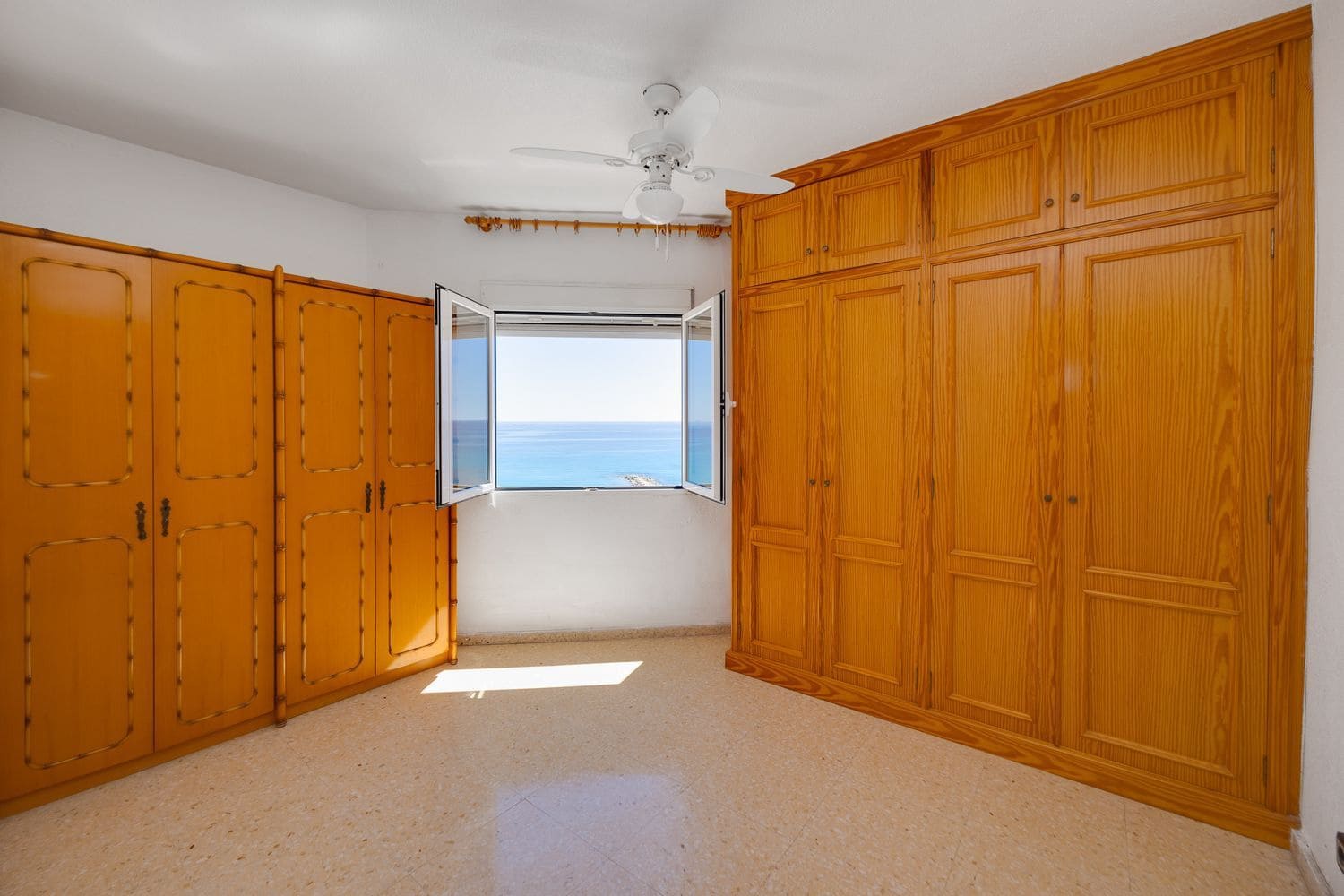 2 chambre Appartement à vendre à El Campello avec piscine garage - 420 000 € (Ref: 9872939)