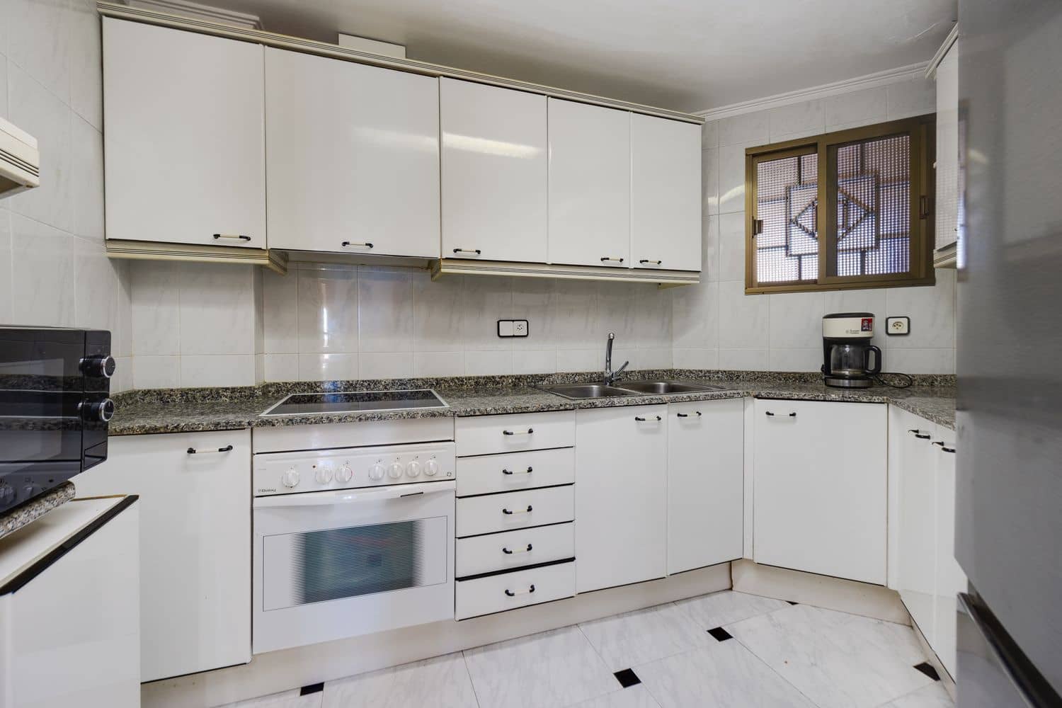 2 chambre Appartement à vendre à El Campello avec piscine garage - 420 000 € (Ref: 9872939)