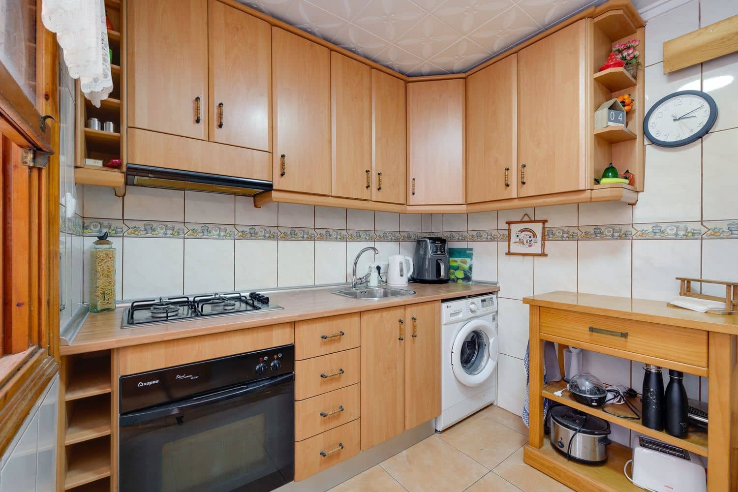 3 soveværelse Byhus til salg i Torrevieja med swimmingpool garage - € 149.000 (Ref: 9891636)