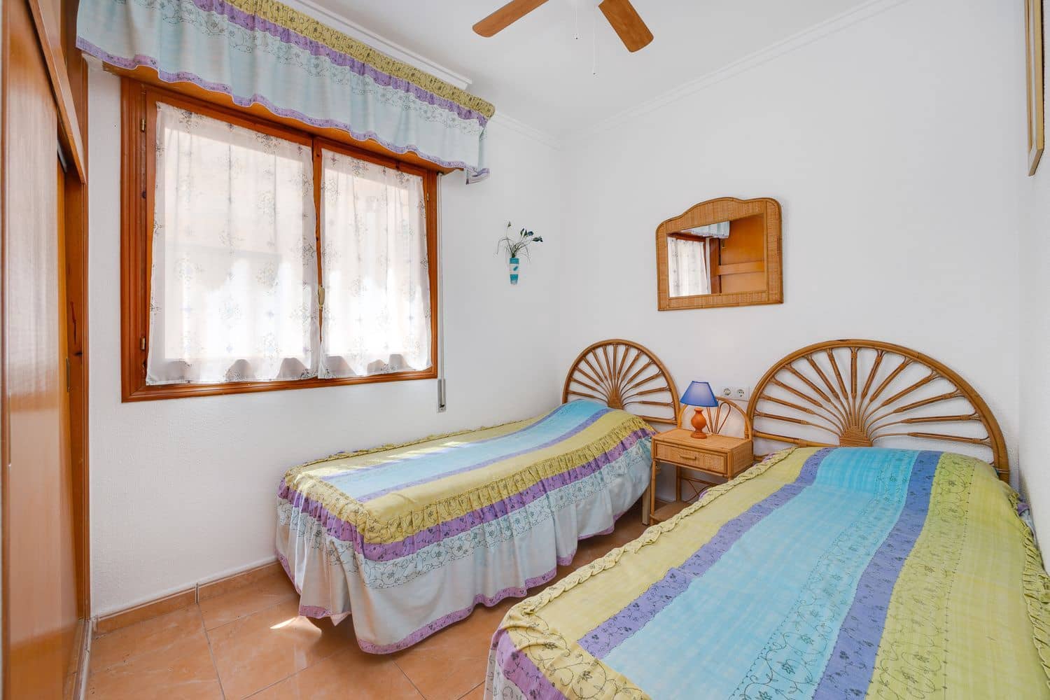 3 soveværelse Byhus til salg i Torrevieja med swimmingpool garage - € 149.000 (Ref: 9891636)
