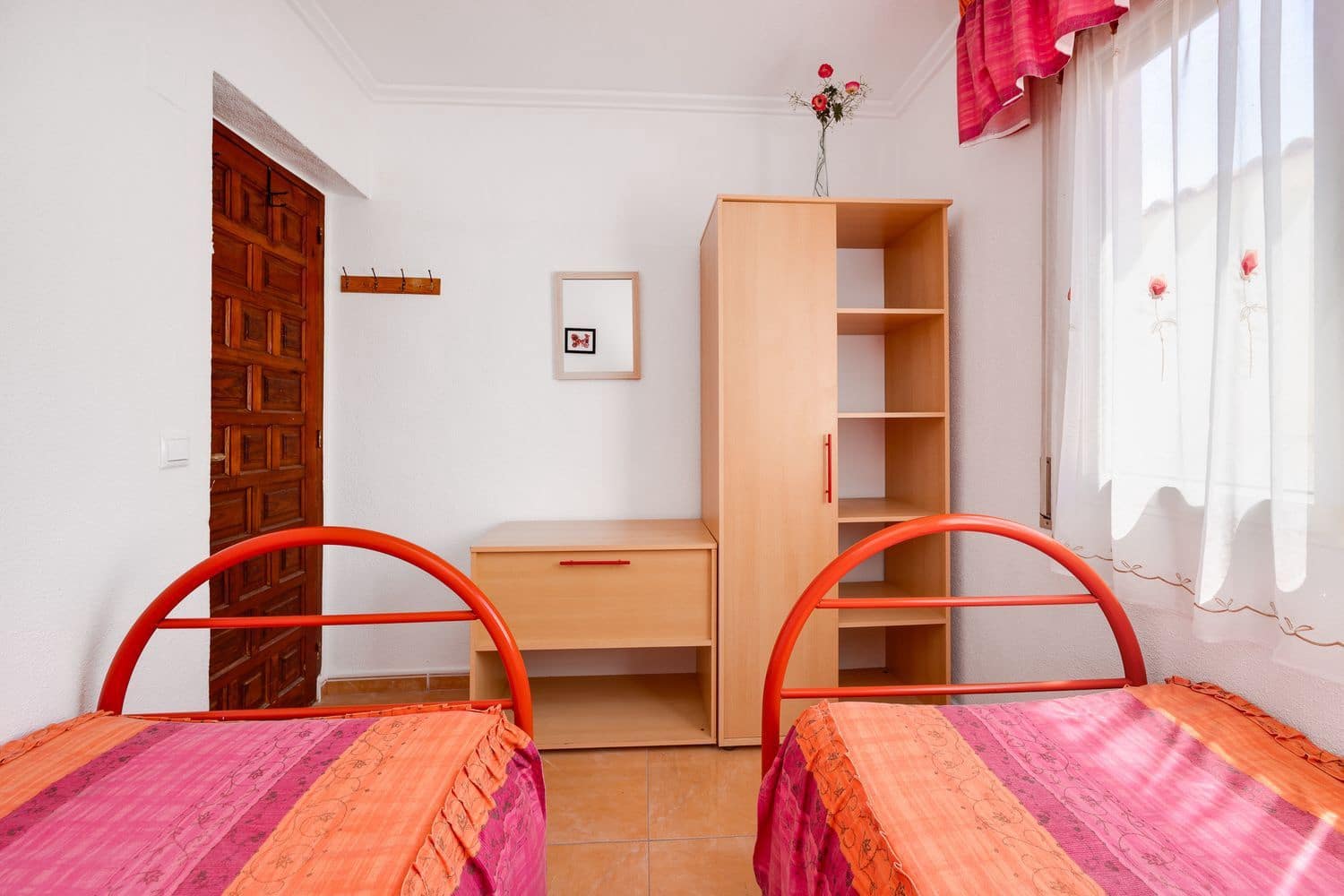 3 soveværelse Byhus til salg i Torrevieja med swimmingpool garage - € 149.000 (Ref: 9891636)