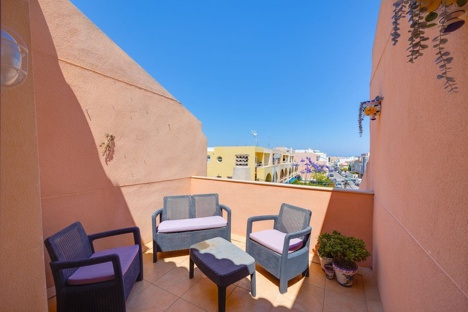 3 soveværelse Byhus til salg i Torrevieja med swimmingpool garage - € 149.000 (Ref: 9891636)