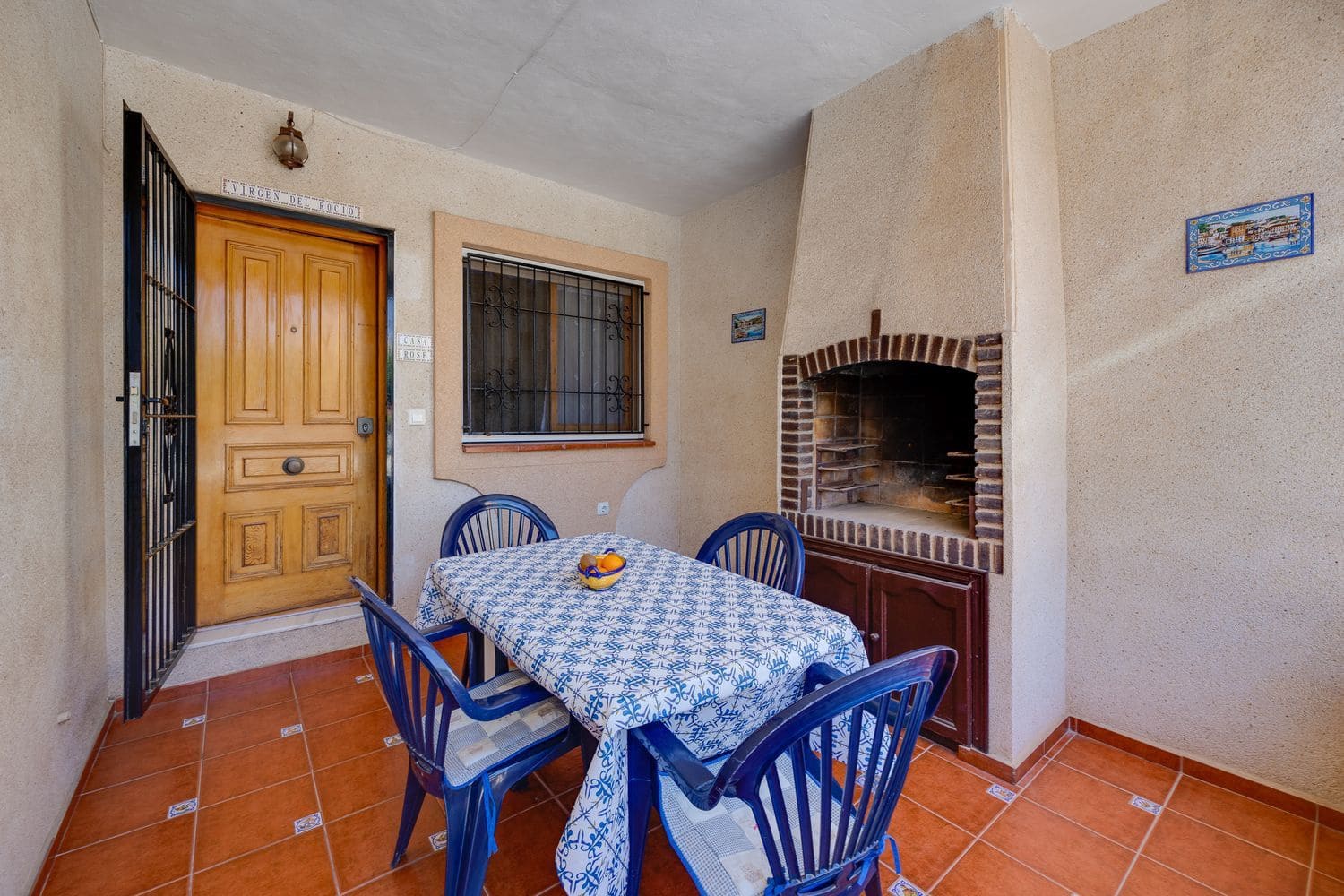 3 soveværelse Byhus til salg i Torrevieja med swimmingpool garage - € 149.000 (Ref: 9891636)