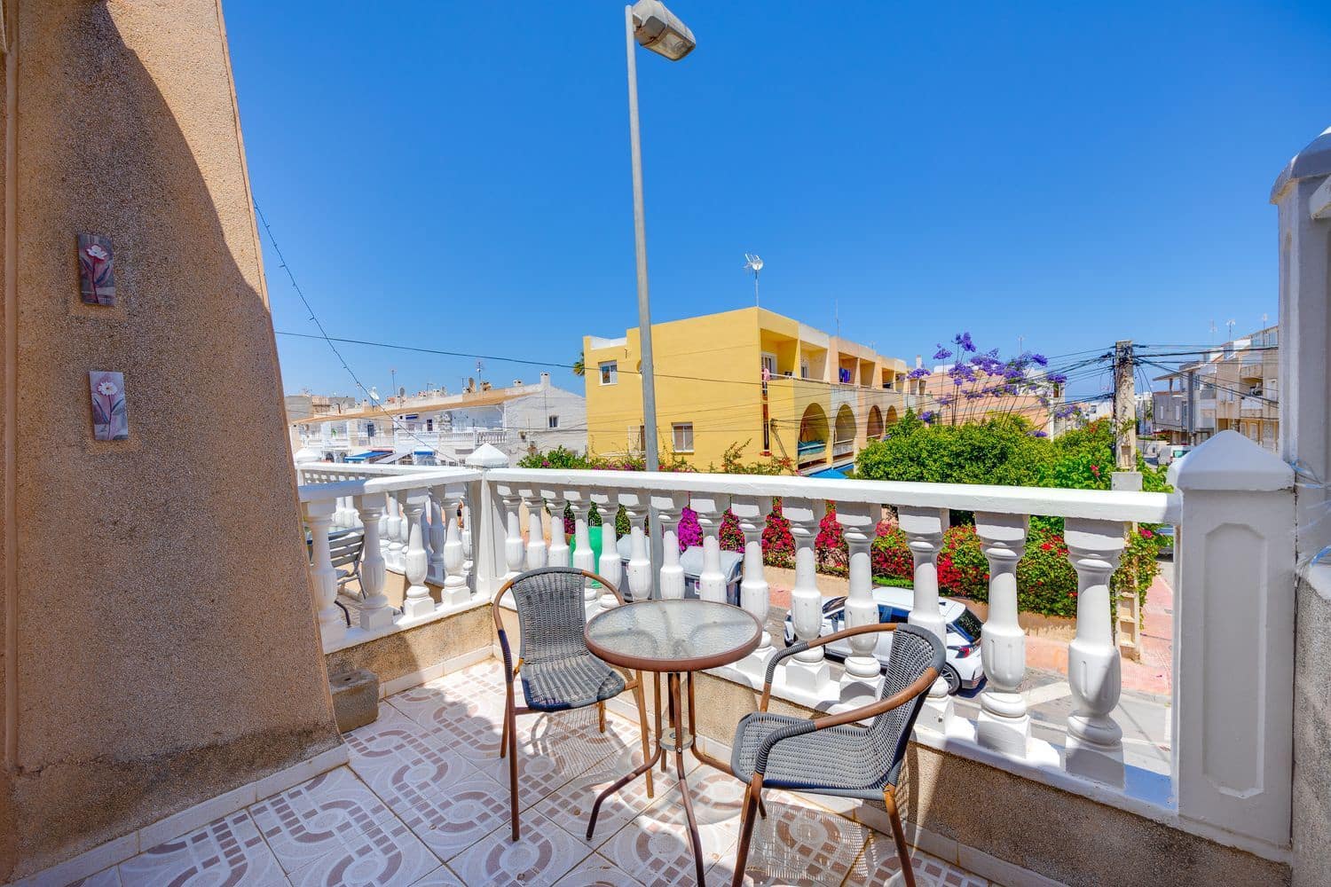3 soveværelse Byhus til salg i Torrevieja med swimmingpool garage - € 149.000 (Ref: 9891636)