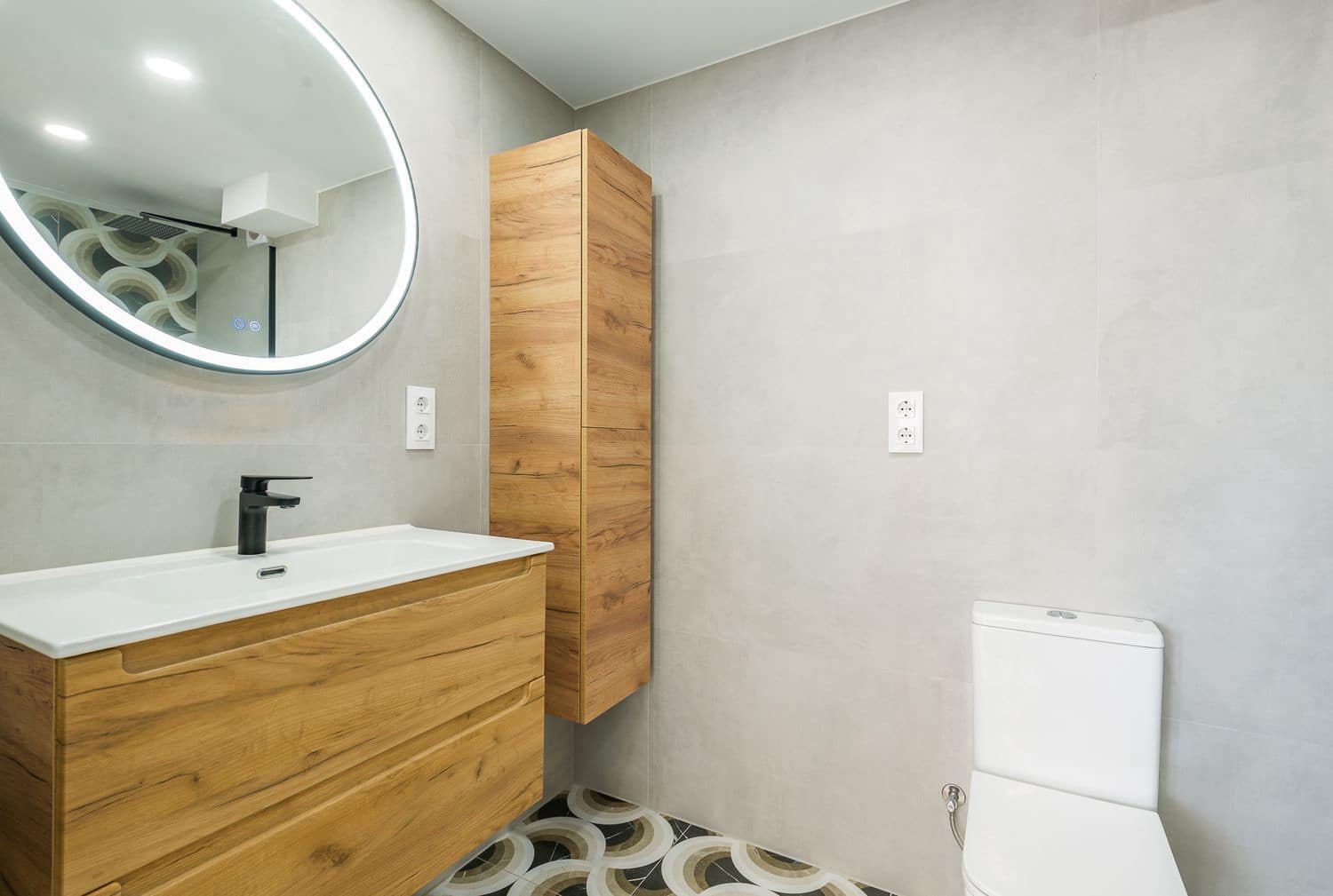 1 chambre Appartement à vendre à Playa de San Juan avec piscine garage - 349 000 € (Ref: 9900068)