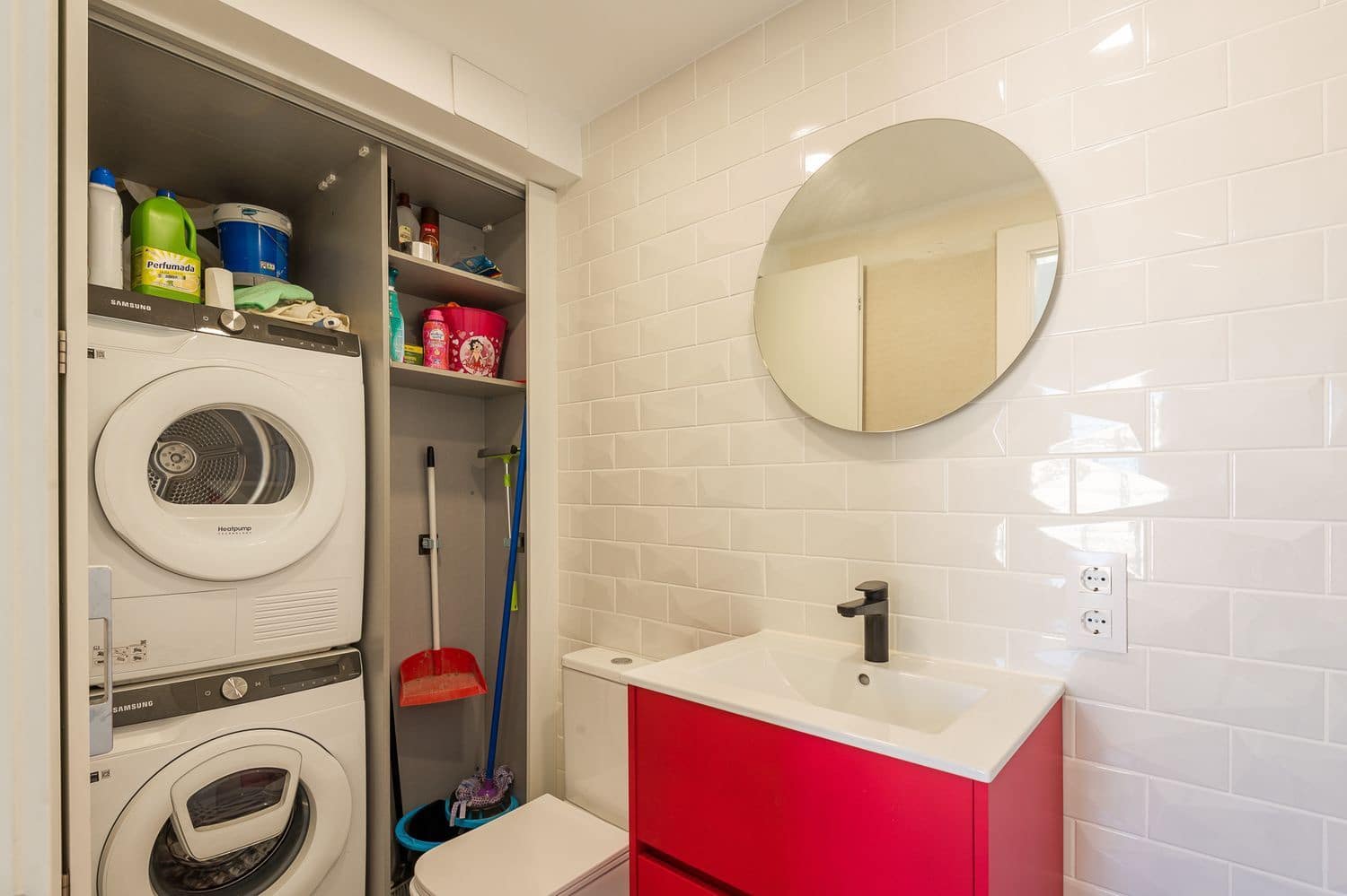 1 chambre Appartement à vendre à Playa de San Juan avec piscine garage - 349 000 € (Ref: 9900068)
