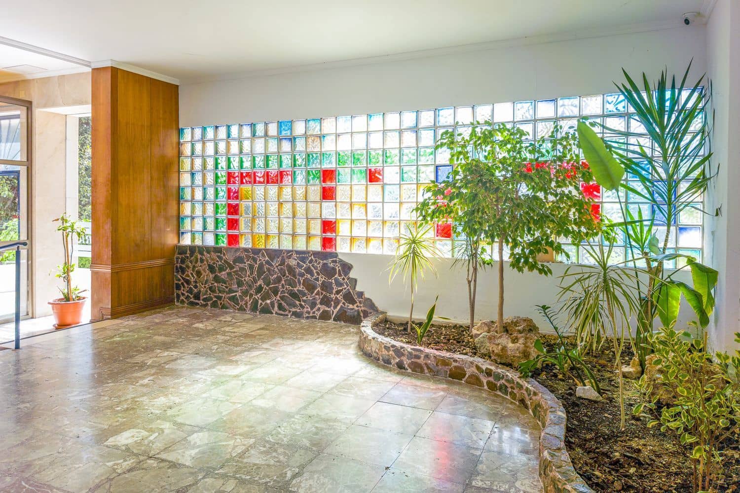 1 chambre Appartement à vendre à Playa de San Juan avec piscine garage - 349 000 € (Ref: 9900068)