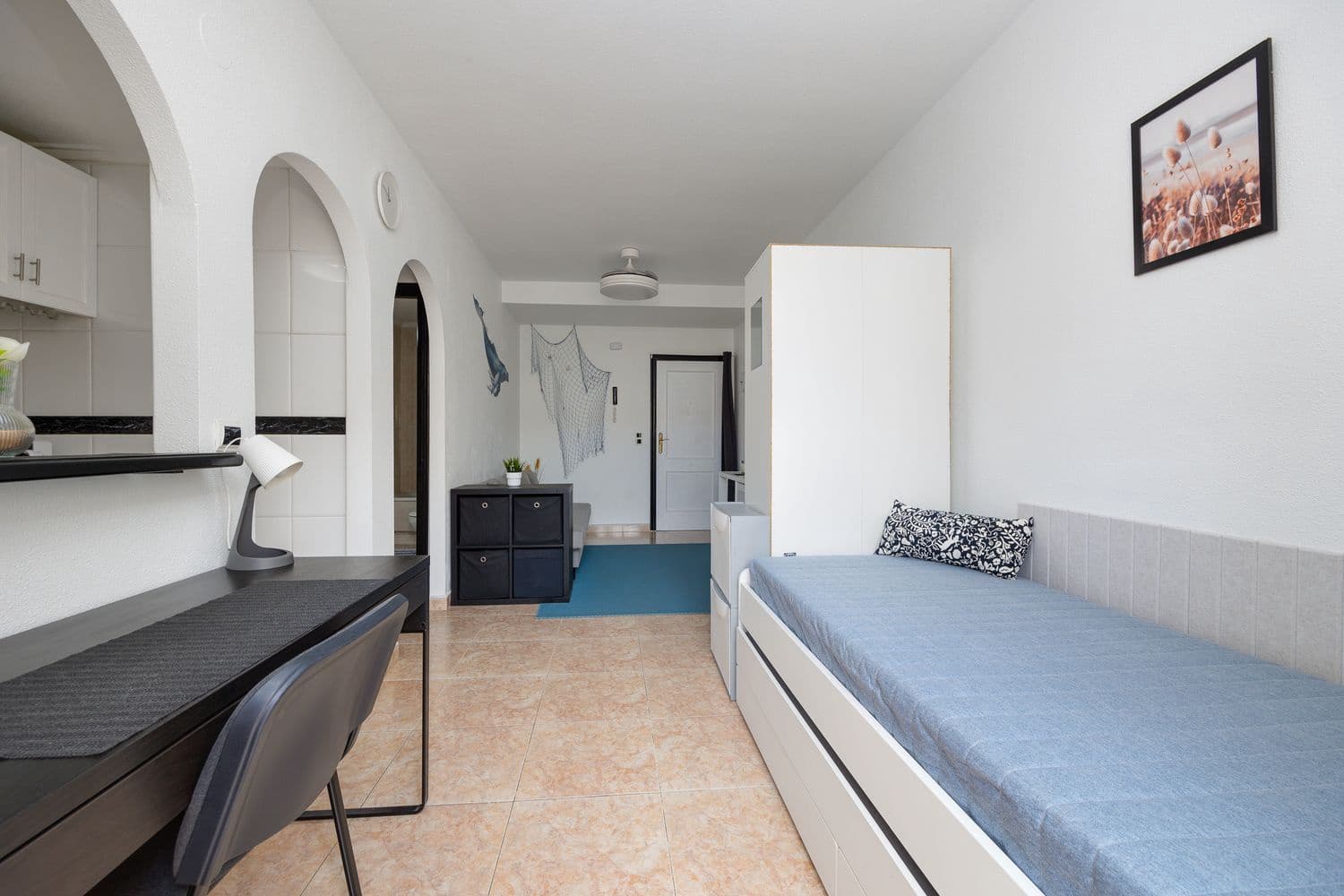 Apartament na sprzedaż w Torrevieja z basenem garażem - 94 000 € (Ref: 9906796)