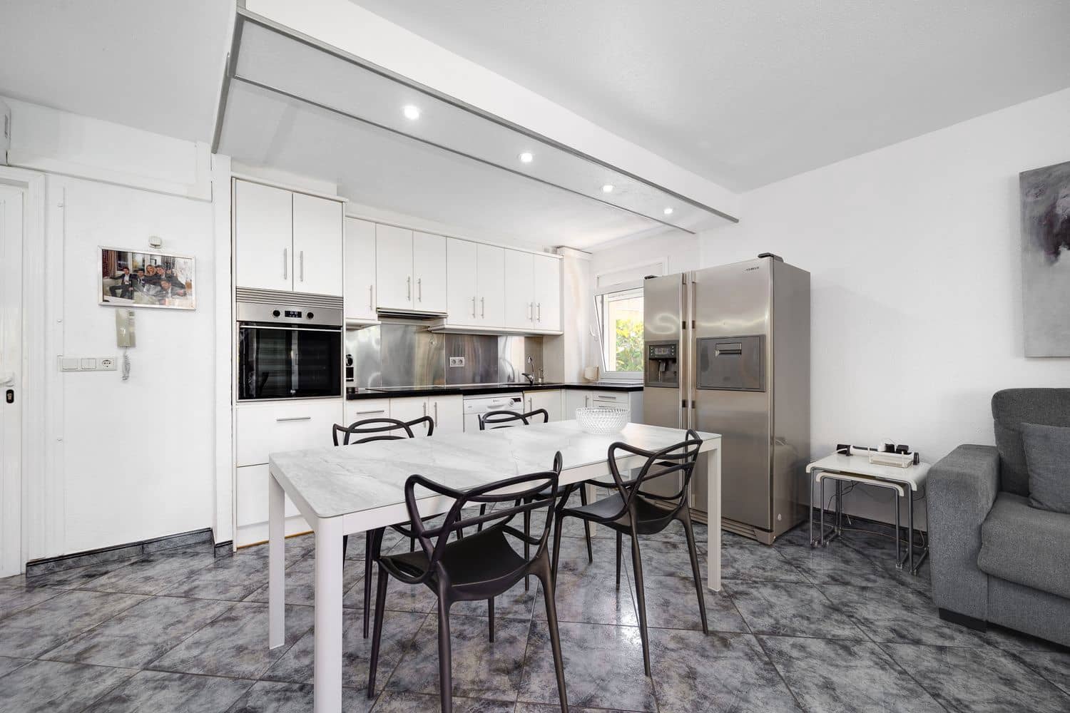 1 bedroom Apartment for sale in Torrevieja with pool garage - € 184,000 (Ref: 9919326)