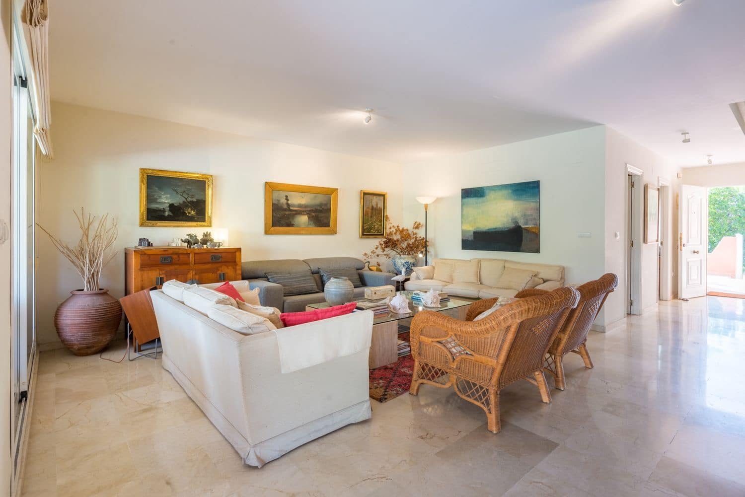 4 bedroom Townhouse for sale in Alicante / Alacant city with pool garage - € 1,150,000 (Ref: 9921670)