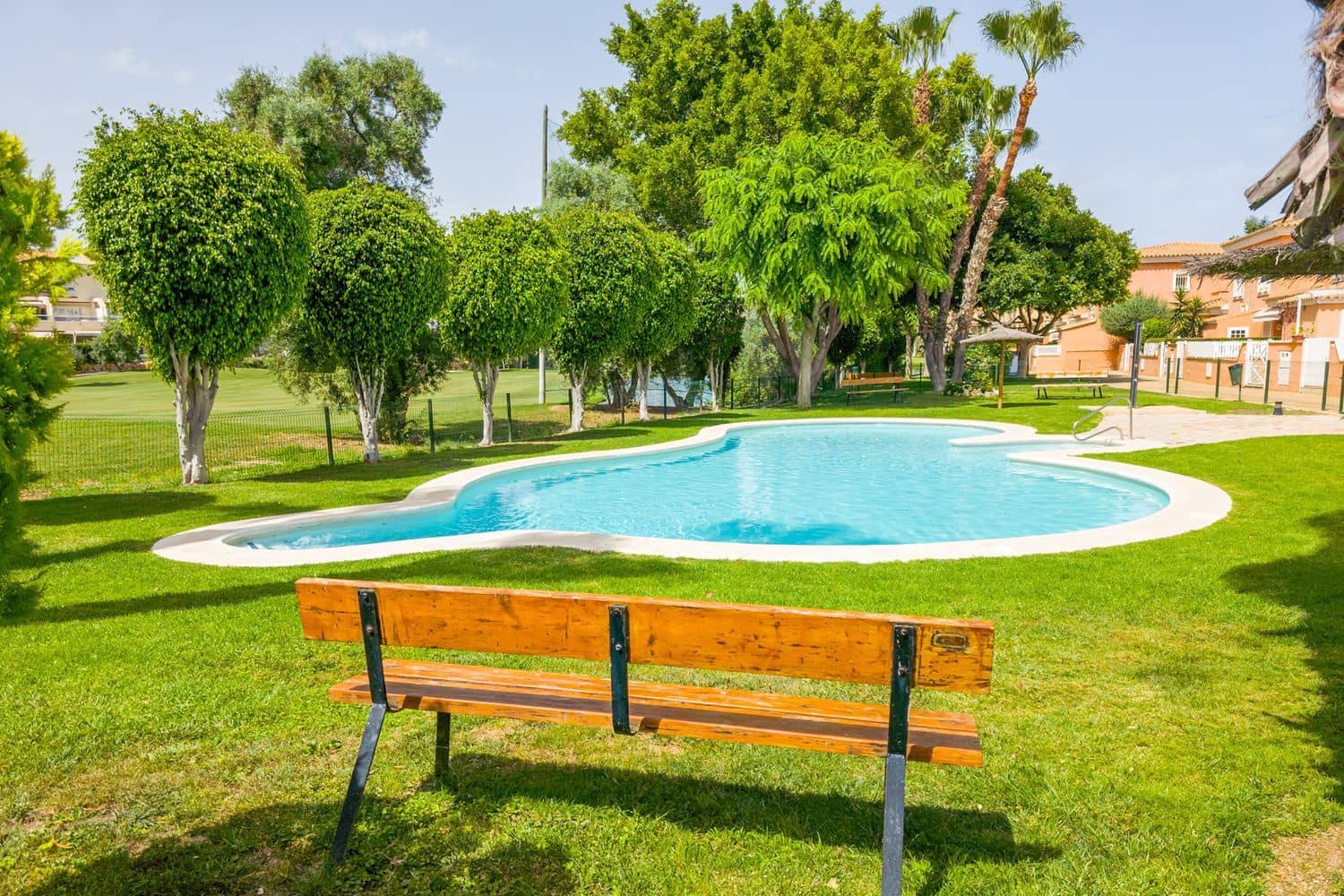 4 bedroom Townhouse for sale in Alicante / Alacant city with pool garage - € 1,150,000 (Ref: 9921670)