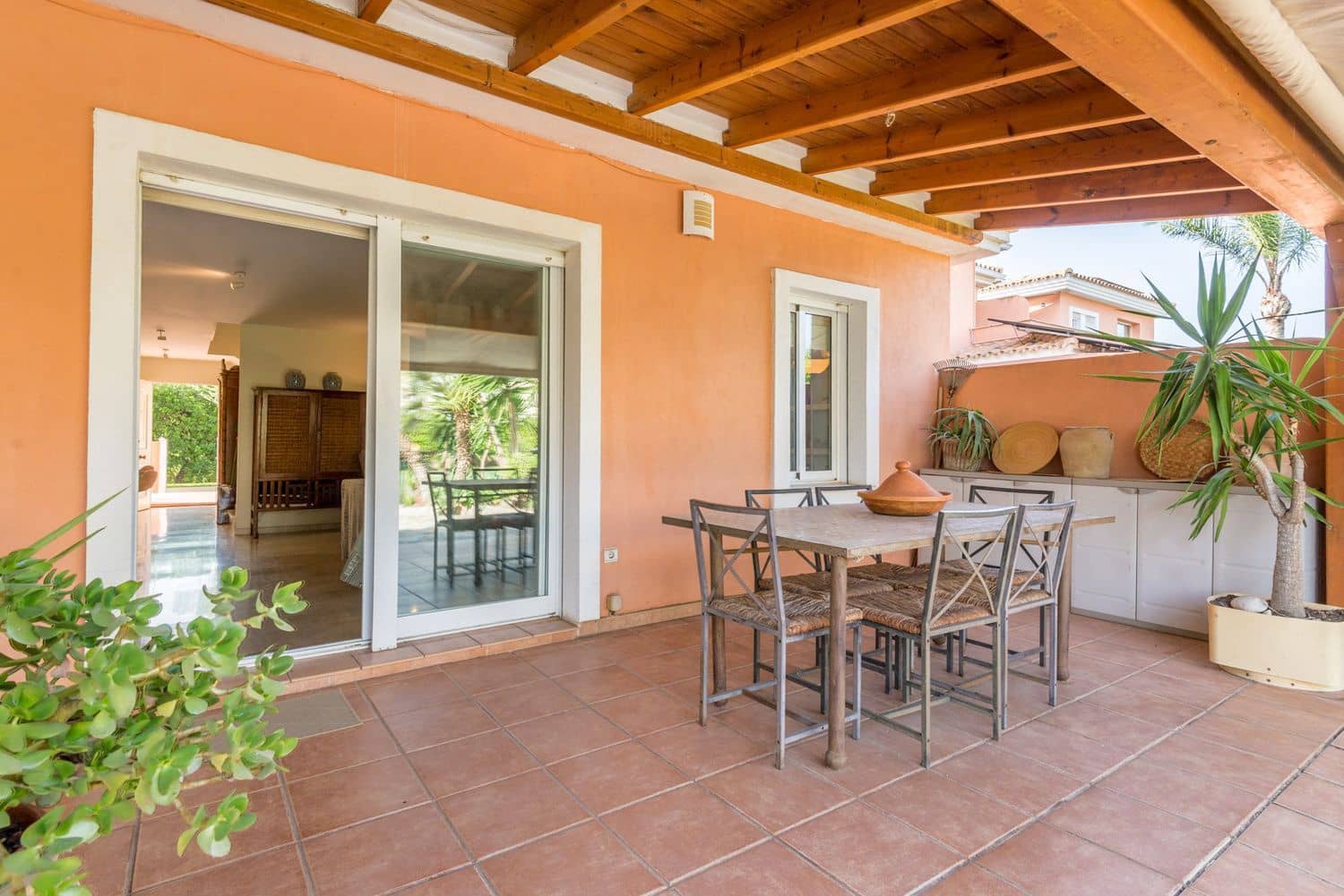 4 bedroom Townhouse for sale in Alicante / Alacant city with pool garage - € 1,150,000 (Ref: 9921670)
