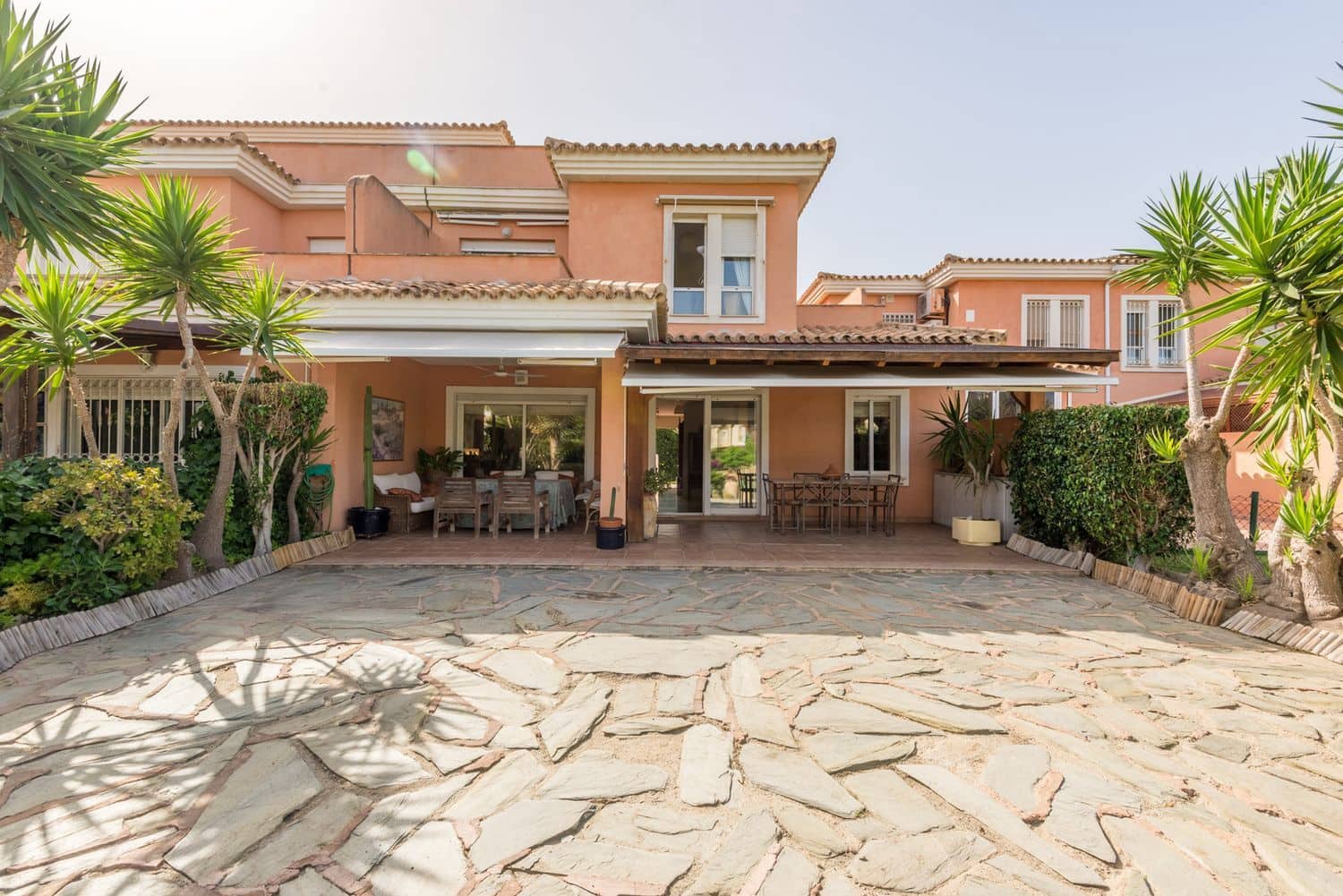 4 bedroom Townhouse for sale in Alicante / Alacant city with pool garage - € 1,150,000 (Ref: 9921670)