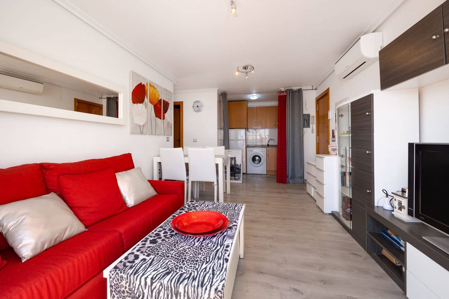 2 soverom Leilighet til salgs i Torrevieja med garasje - € 169 000 (Ref: 9921671)