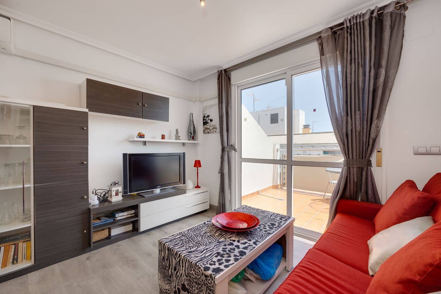 2 soverom Leilighet til salgs i Torrevieja med garasje - € 169 000 (Ref: 9921671)