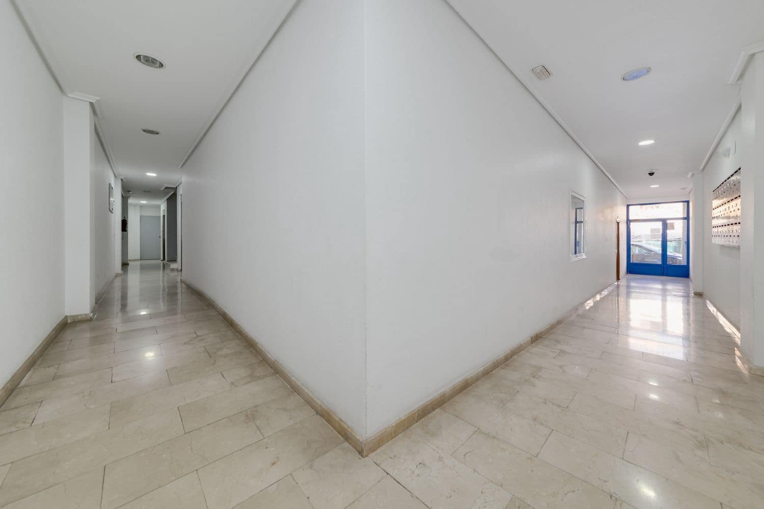 2 soverom Leilighet til salgs i Torrevieja med garasje - € 169 000 (Ref: 9921671)