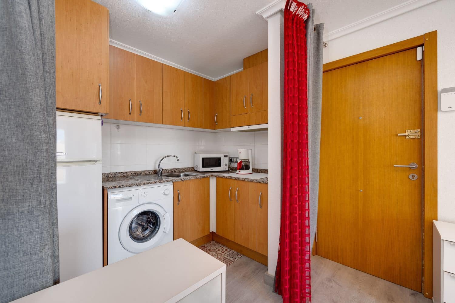 2 soverom Leilighet til salgs i Torrevieja med garasje - € 169 000 (Ref: 9921671)
