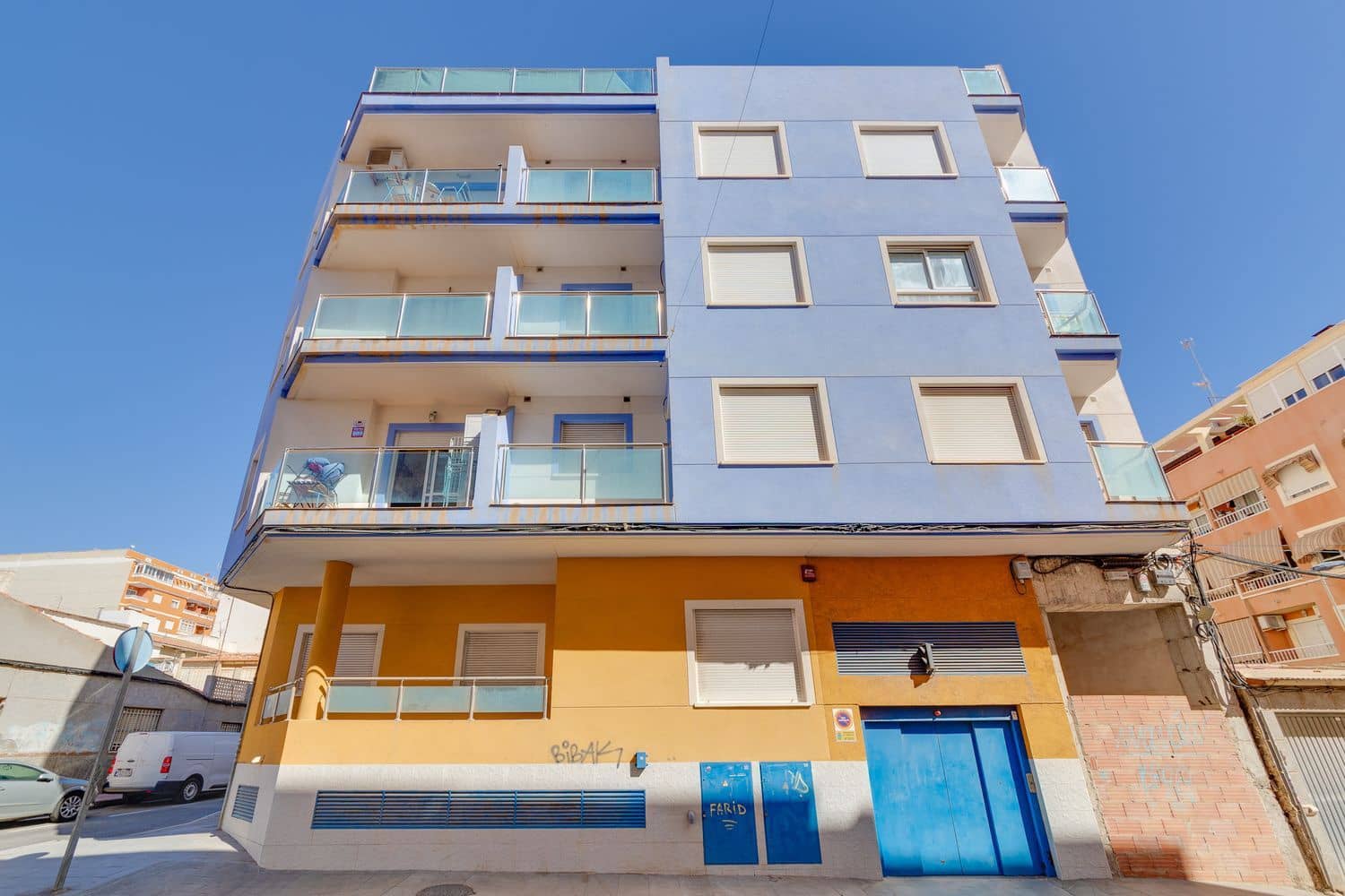 2 soverom Leilighet til salgs i Torrevieja med garasje - € 169 000 (Ref: 9921671)