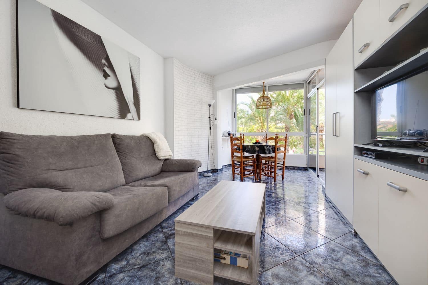 1 Zimmer Apartment zu verkaufen in Torrevieja mit Pool Garage - 171.000 € (Ref: 9921672)