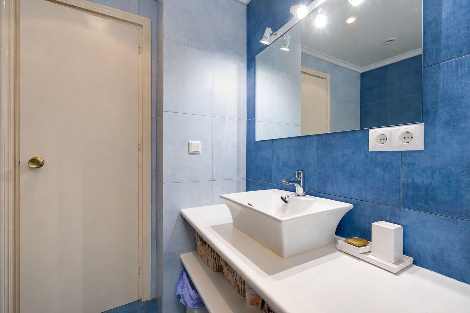 1 Zimmer Apartment zu verkaufen in Torrevieja mit Pool Garage - 171.000 € (Ref: 9921672)