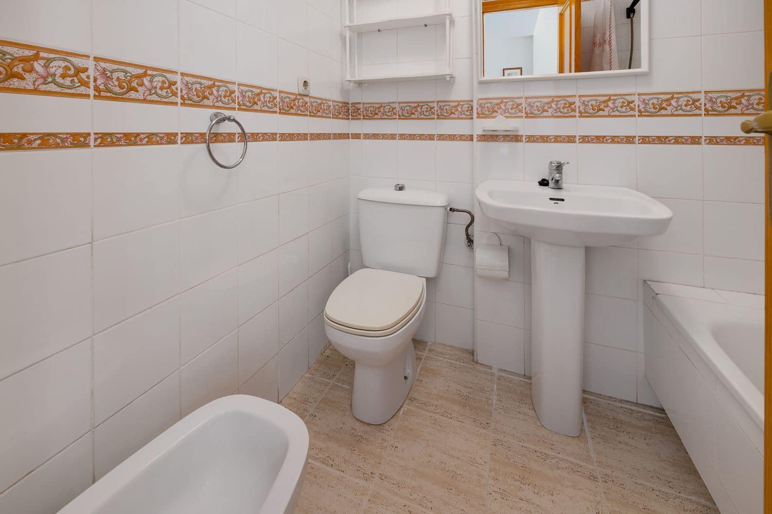 2 quarto Apartamento para venda em Torrevieja com garagem - 135 000 € (Ref: 9935486)