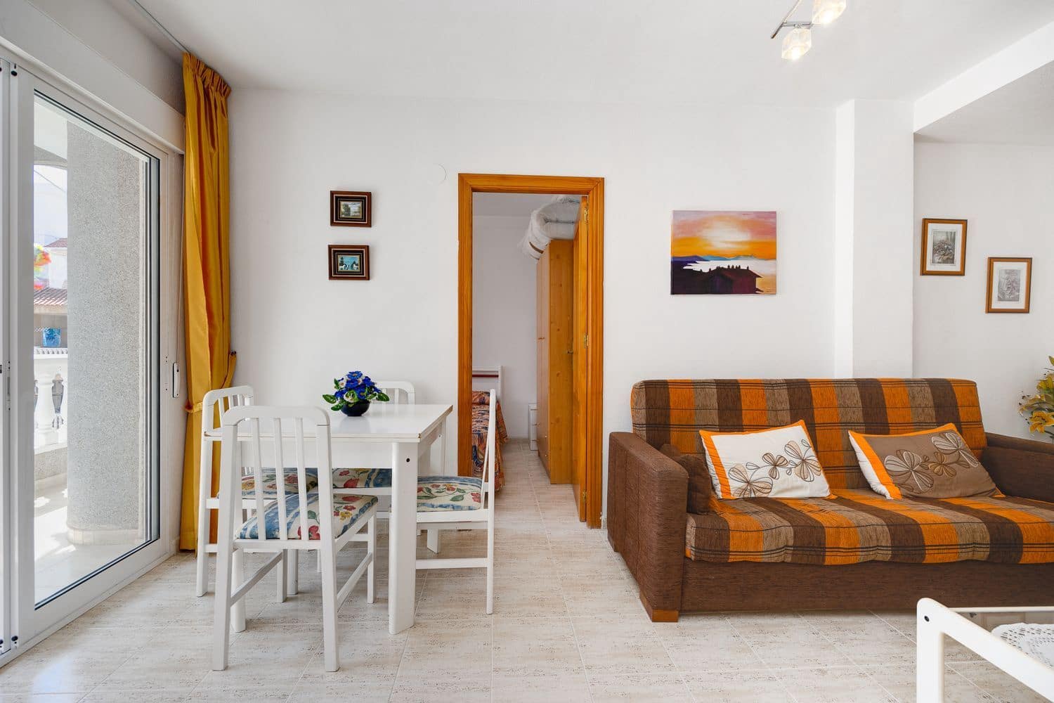 2 quarto Apartamento para venda em Torrevieja com garagem - 135 000 € (Ref: 9935486)