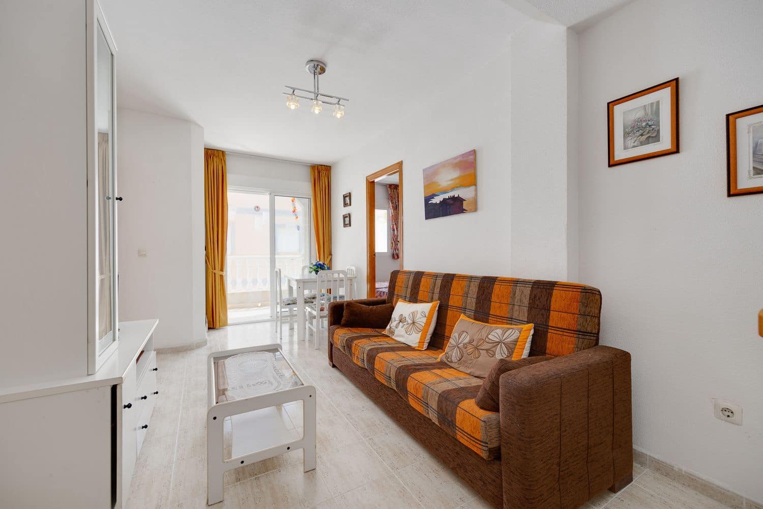 2 quarto Apartamento para venda em Torrevieja com garagem - 135 000 € (Ref: 9935486)