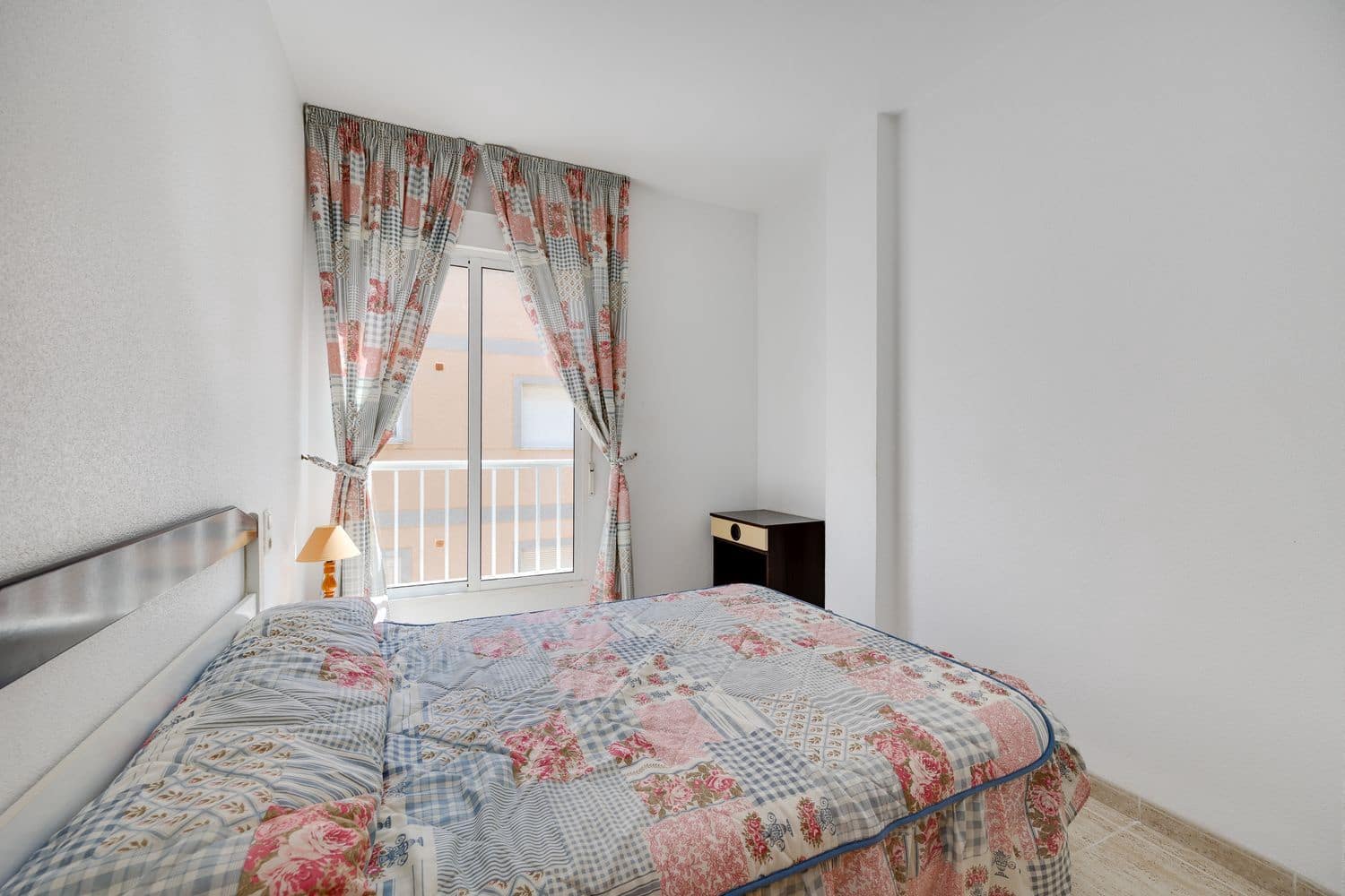 2 quarto Apartamento para venda em Torrevieja com garagem - 135 000 € (Ref: 9935486)