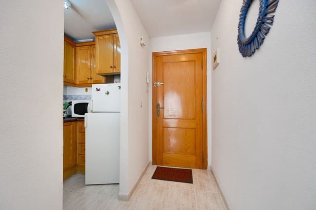 2 quarto Apartamento para venda em Playa del Acequión, Torrevieja com garagem - 135 000 € (Ref: 9935486)