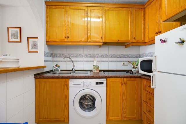 2 quarto Apartamento para venda em Playa del Acequión, Torrevieja com garagem - 135 000 € (Ref: 9935486)