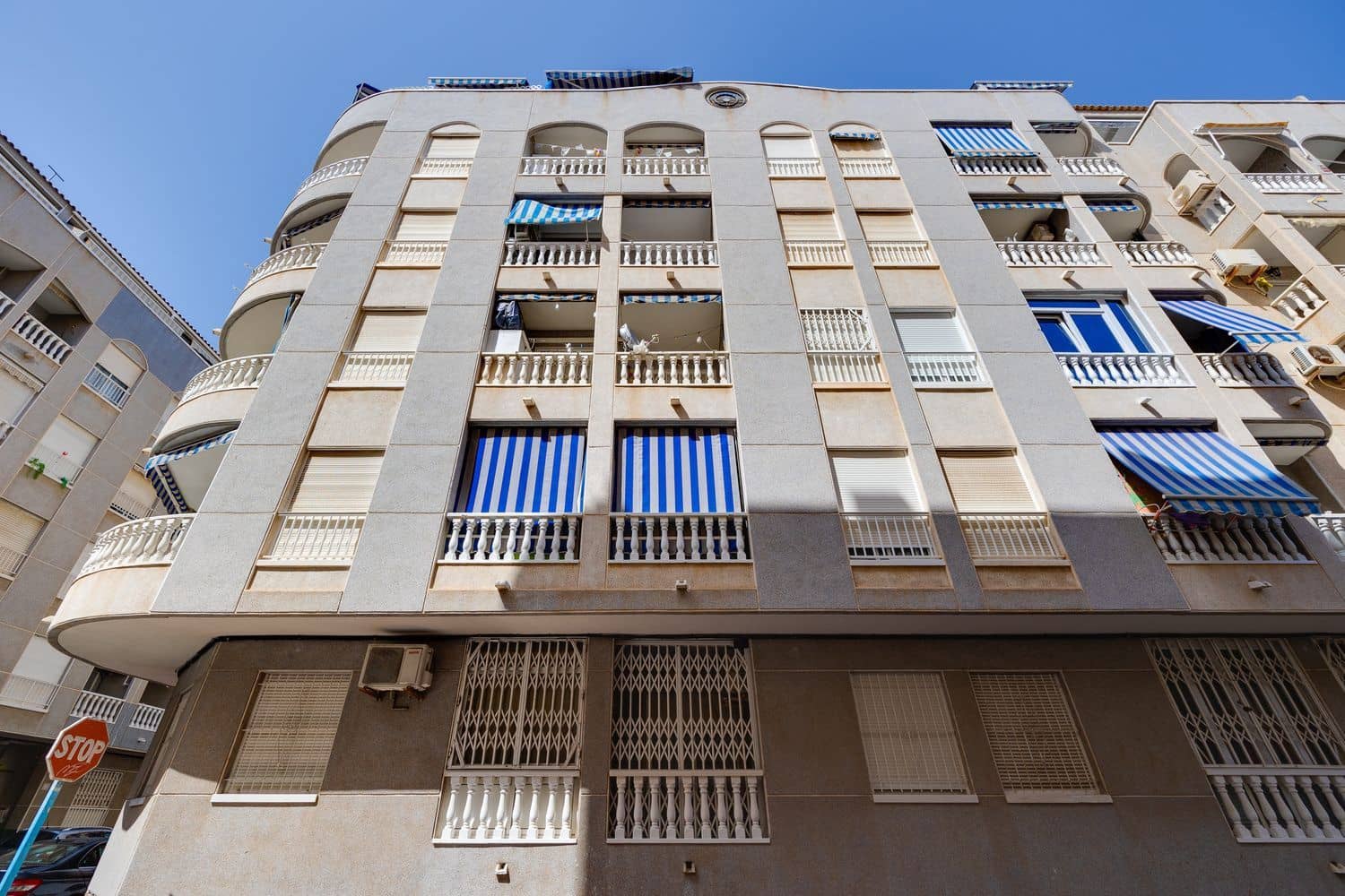 2 quarto Apartamento para venda em Torrevieja com garagem - 135 000 € (Ref: 9935486)