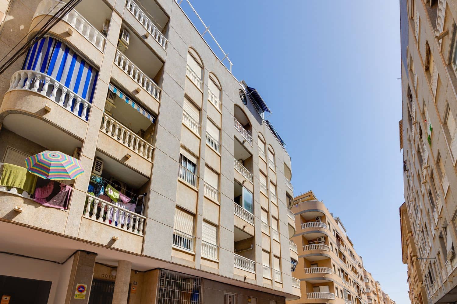 2 quarto Apartamento para venda em Torrevieja com garagem - 135 000 € (Ref: 9935486)