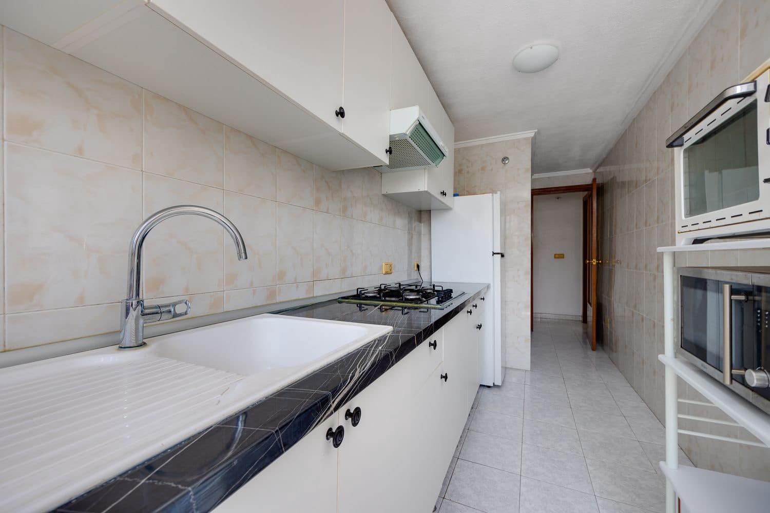 2 chambre Appartement à vendre à Torrevieja avec piscine garage - 135 000 € (Ref: 9944967)