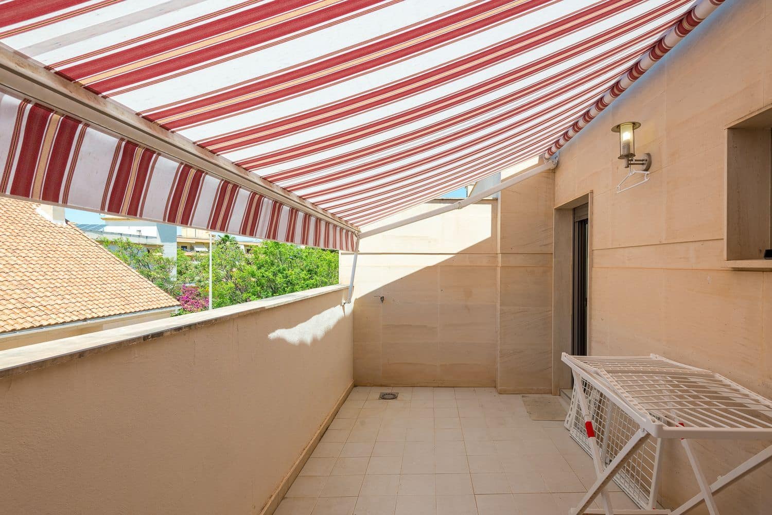 4 soveværelse Byhus til salg i San Juan de Alicante / Sant Joan d'Alacant med swimmingpool garage - € 545.000 (Ref: 9946898)