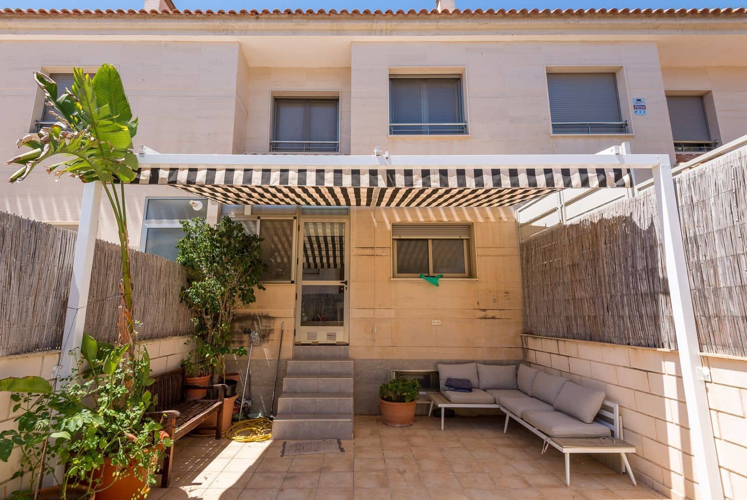 4 soveværelse Byhus til salg i San Juan de Alicante / Sant Joan d'Alacant med swimmingpool garage - € 545.000 (Ref: 9946898)