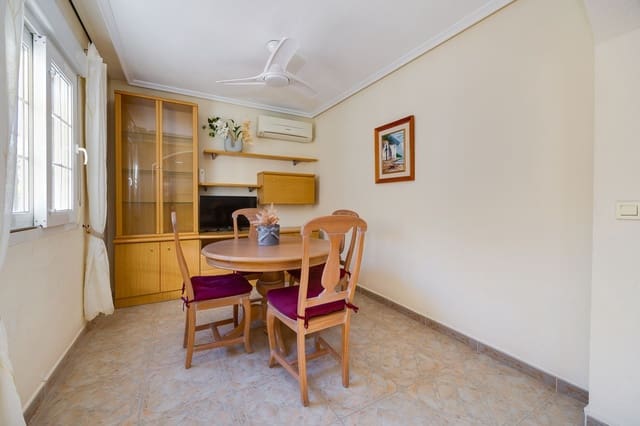 2 sypialnia Dom na sprzedaż w Playa Flamenca, Orihuela z basenem garażem - 208 000 € (Ref: 9956670)