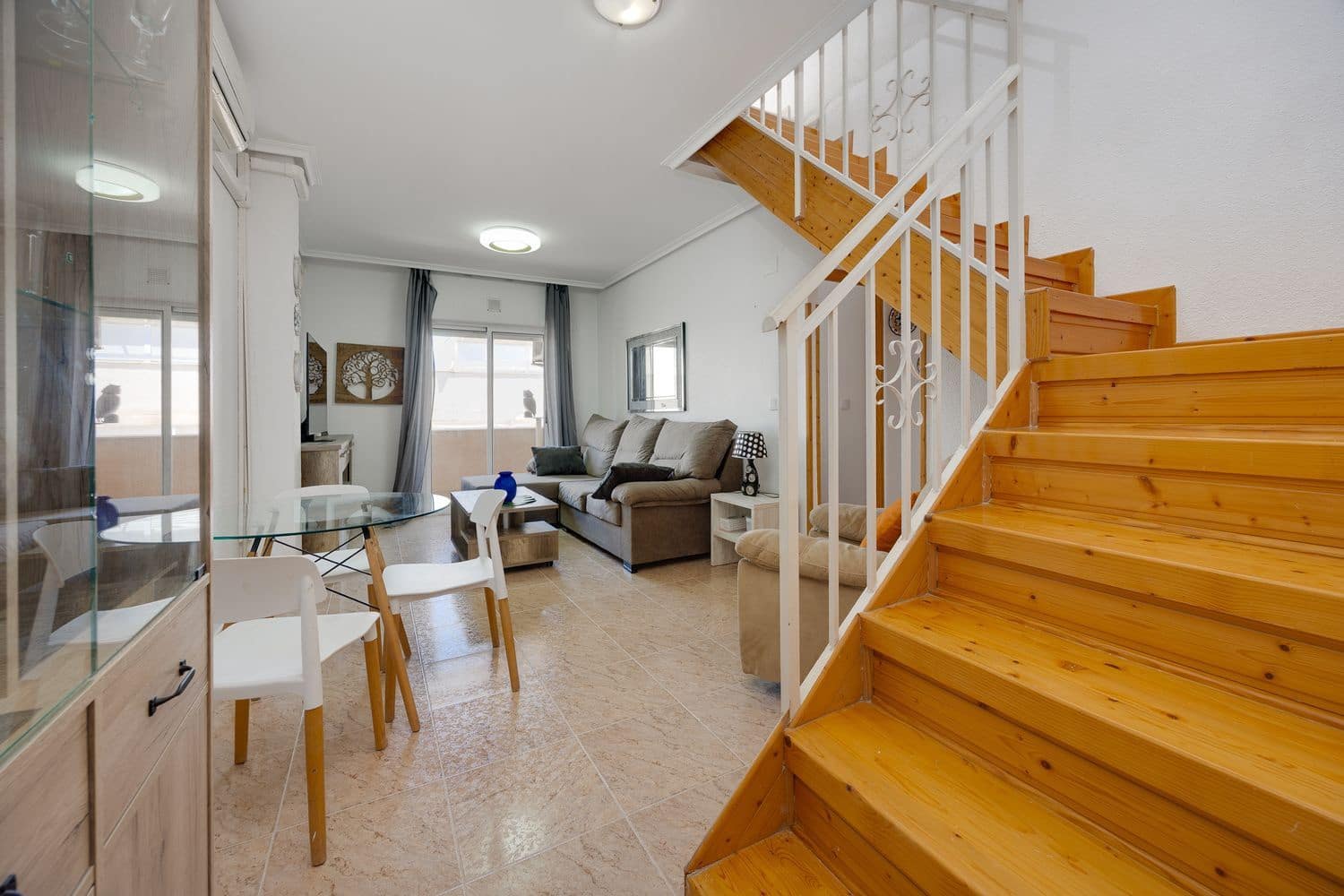 3 camera da letto Appartamento in vendita in Torrevieja con piscina garage - 154.000 € (Rif: 9961870)