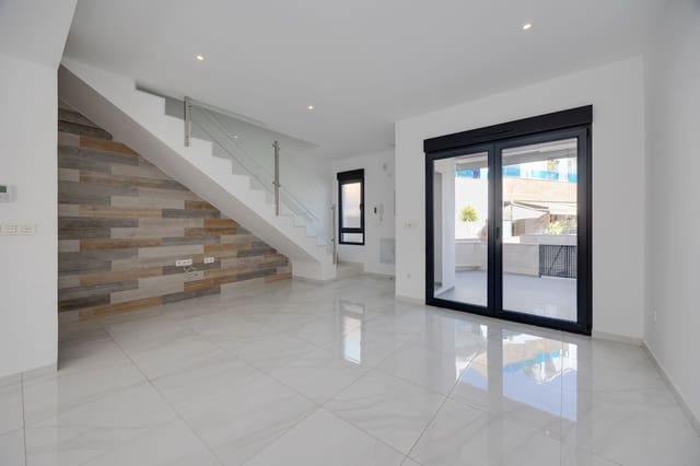 Casa de 3 habitaciones en Bigastro en venta con piscina garaje - 229.000 € (Ref: 9966027)