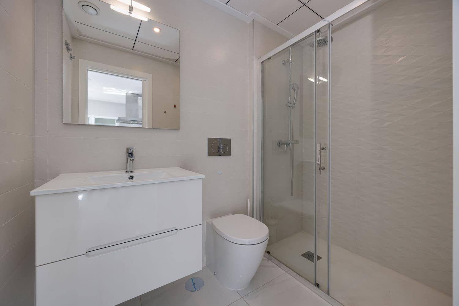 Casa de 3 habitaciones en Bigastro en venta con piscina garaje - 229.000 € (Ref: 9966027)