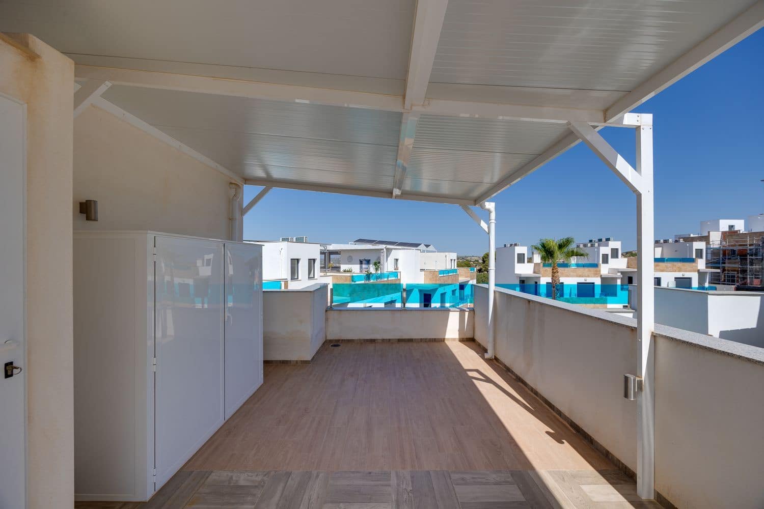 Casa de 3 habitaciones en Bigastro en venta con piscina garaje - 229.000 € (Ref: 9966027)
