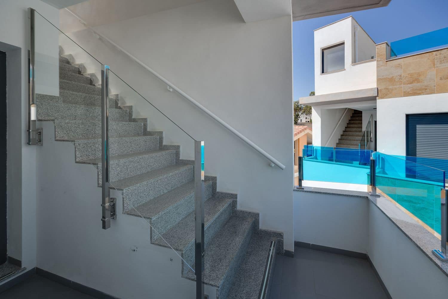 Casa de 3 habitaciones en Bigastro en venta con piscina garaje - 229.000 € (Ref: 9966027)