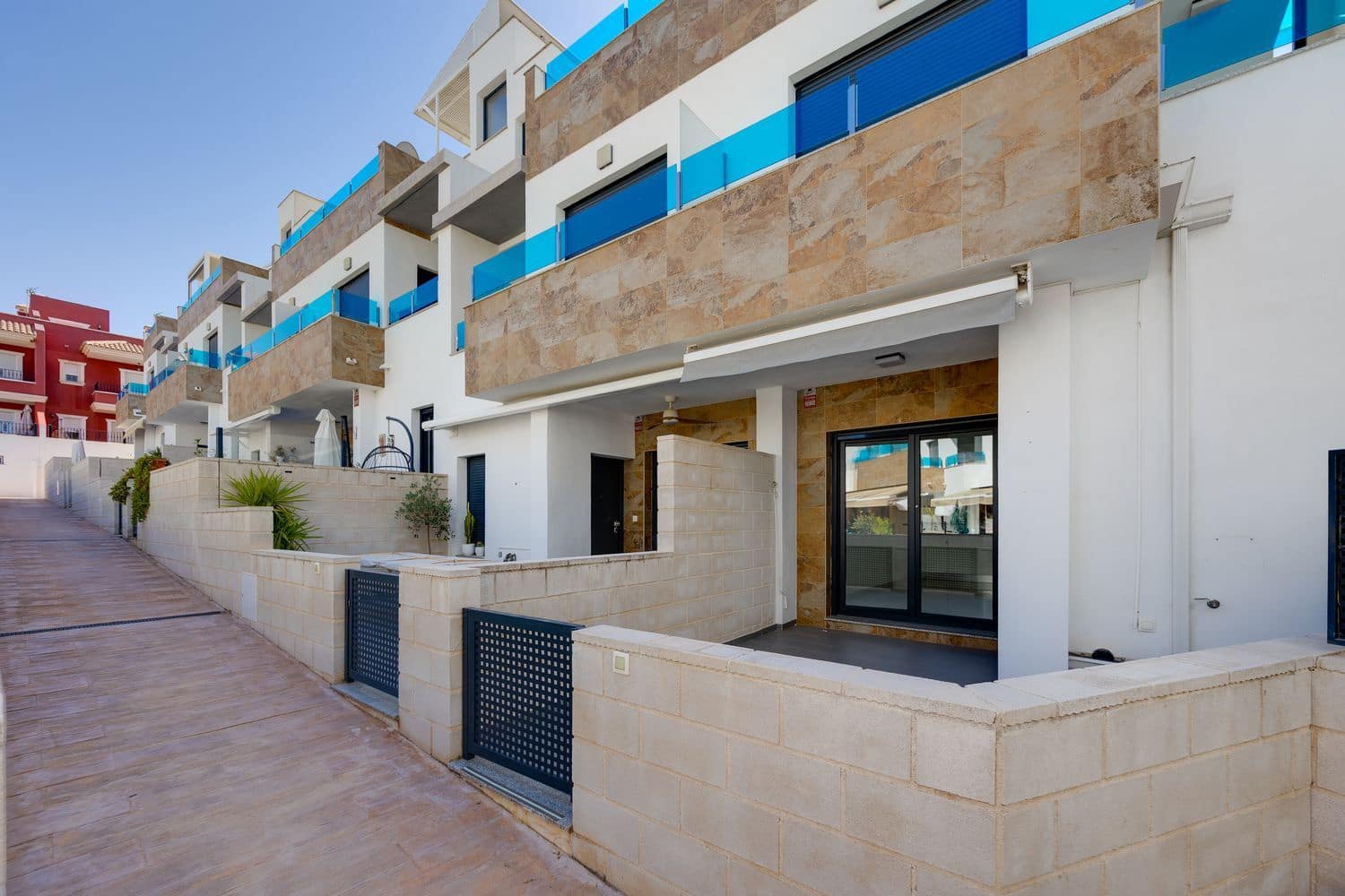 Casa de 3 habitaciones en Bigastro en venta con piscina garaje - 229.000 € (Ref: 9966027)